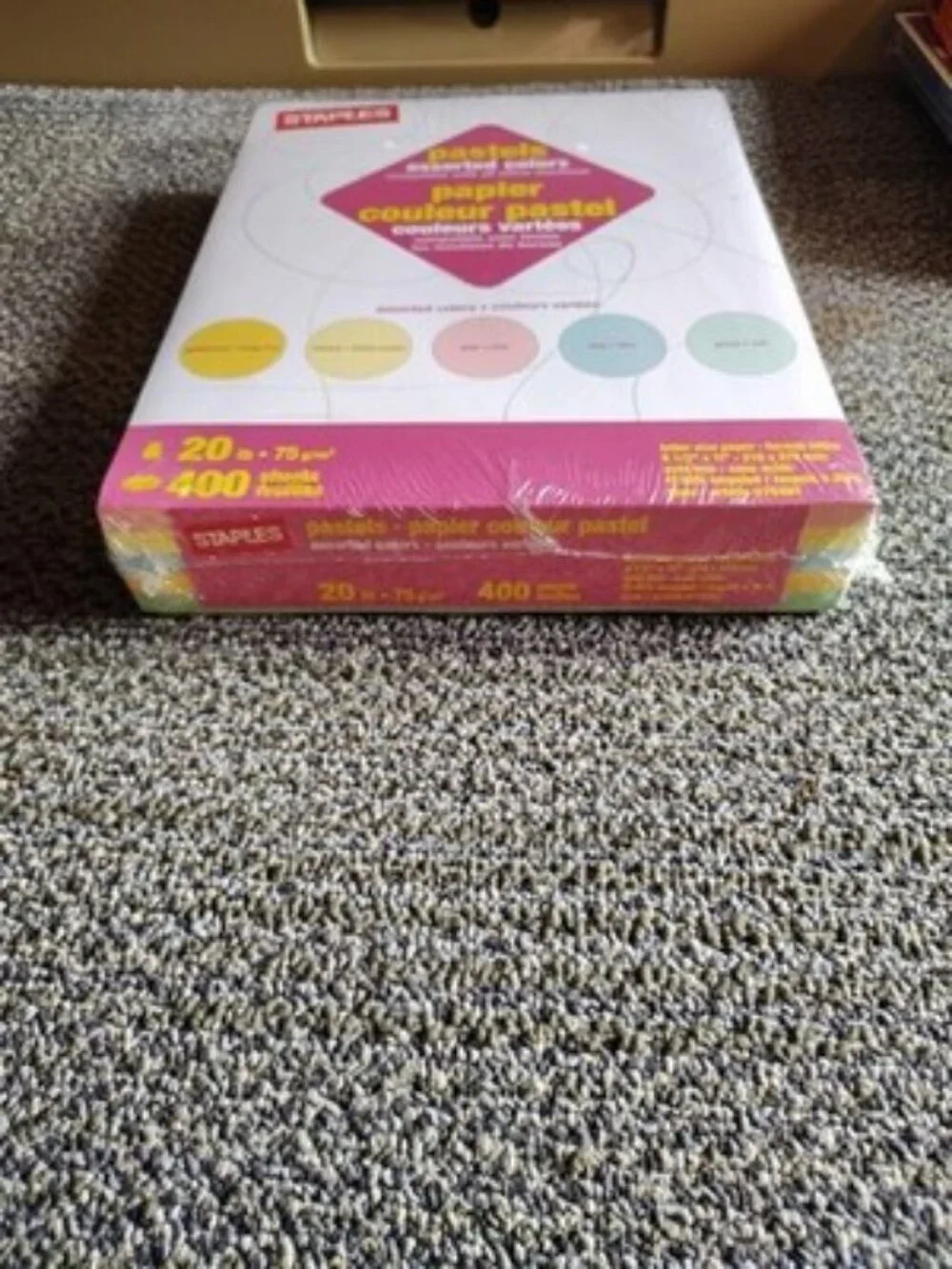1 Reams (400 sheets/ream) Staples Pastels paper 8.5